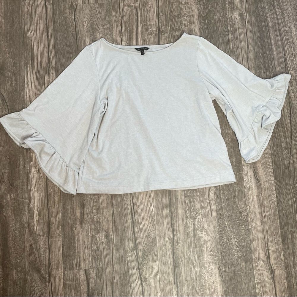 2/$30 Banana Republic Pullover Bell Sleeve Ruffle Sweater
